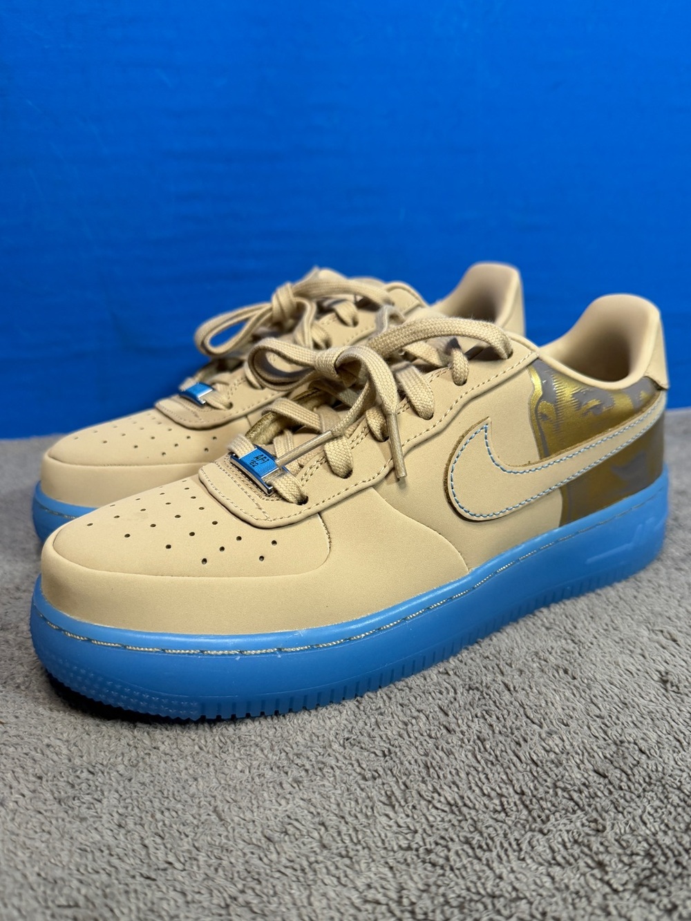 Nike Air Force 1 Kobe gs
Brand new